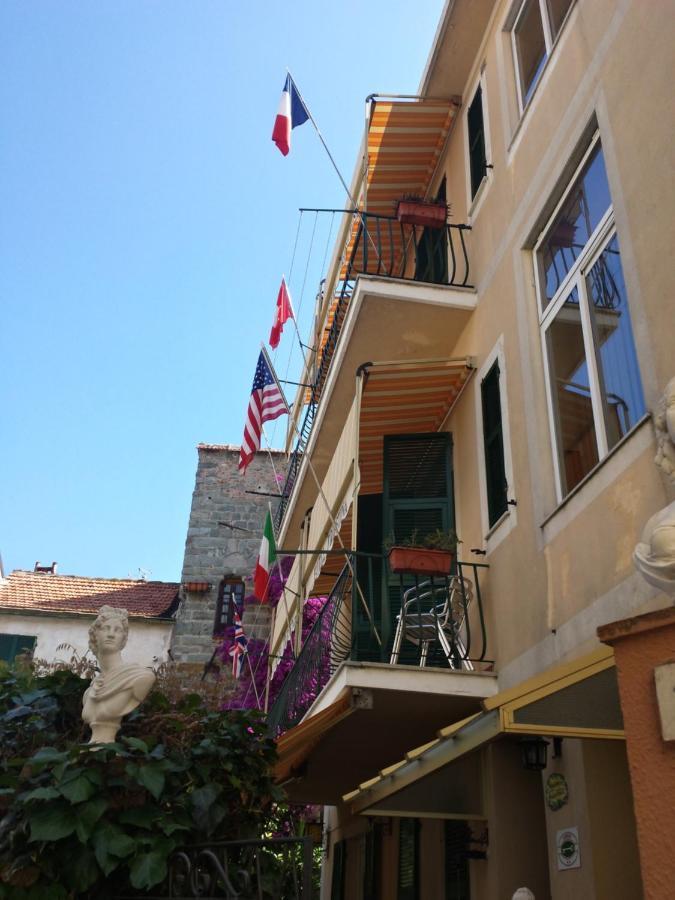 Triestina Noli